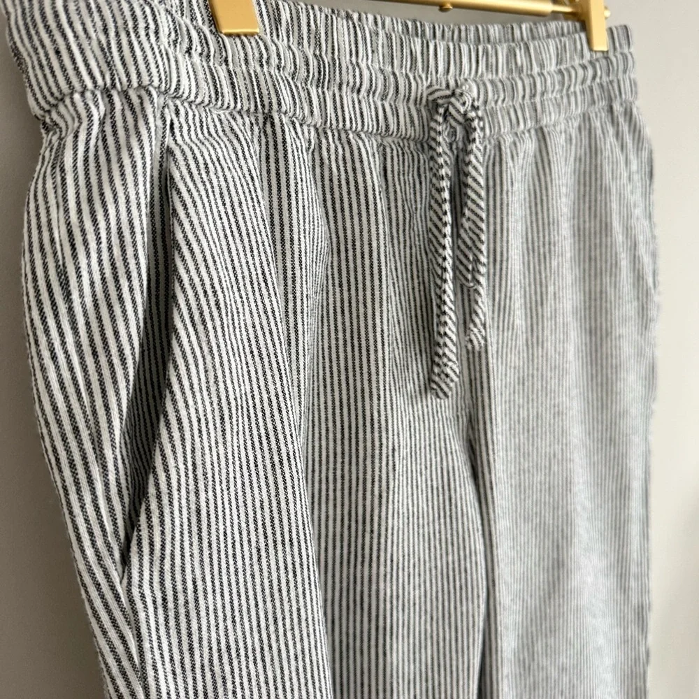 J Crew Striped Linen Cotton Blend Drawstring Pant in Black and White 10 - Picture 13 of 13